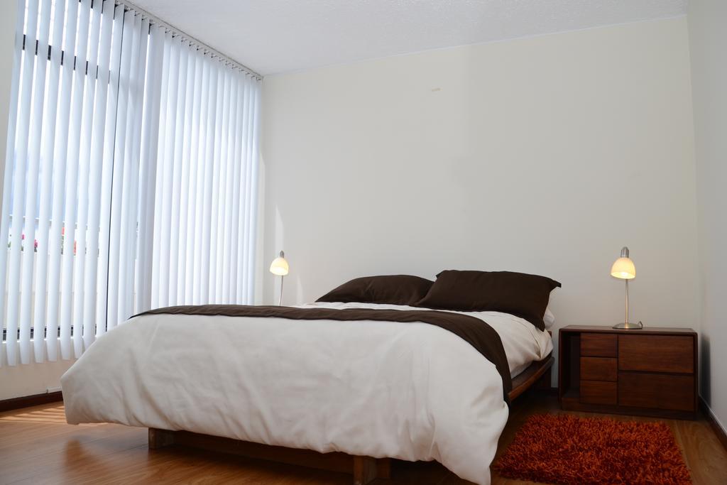 Aparthotel Amaranta Quito Esterno foto
